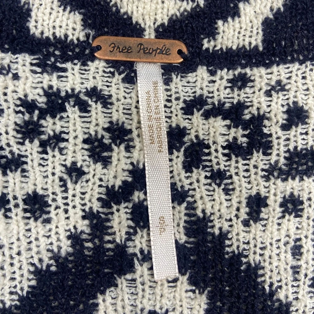 Free People Smitten Kitten Mandala Cardigan Black/White Small GUC!
